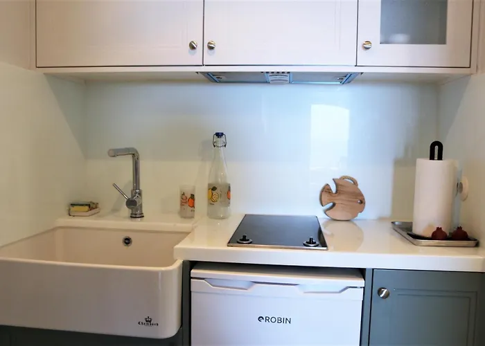 Sea View Apartament Batsi