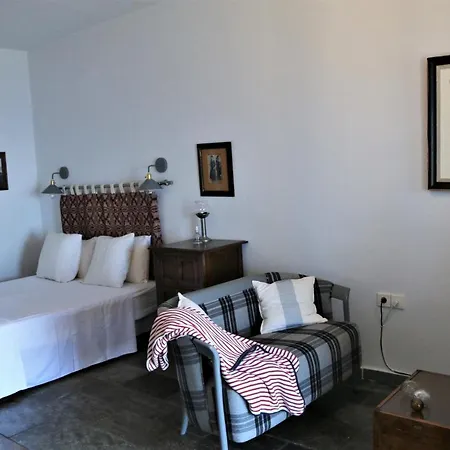 Sea View Apartment *